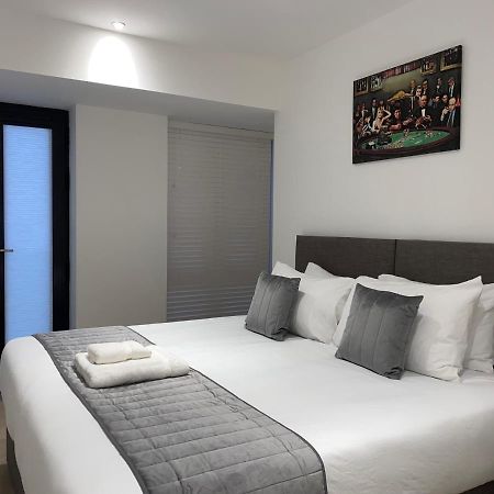 Roomotel - Broadoaks Apartments Solihull Exterior foto
